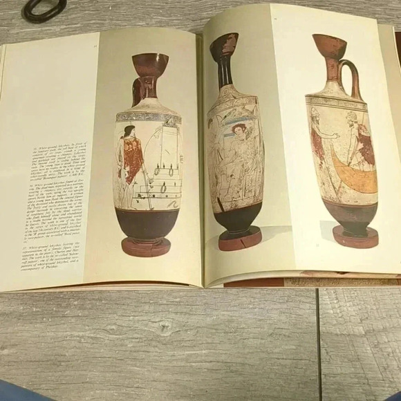 Catalog of highlights of Greek  National Archaeological Museum from 1975 - Picture 5 of 8